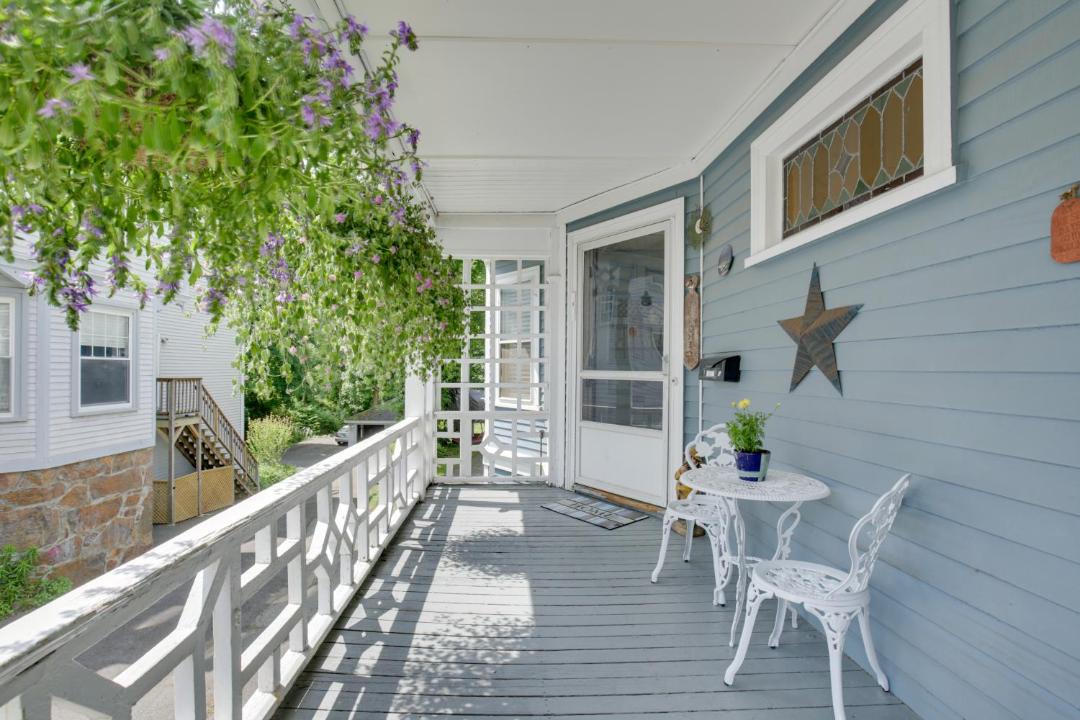 Photo of Patio Balcony in Beverly