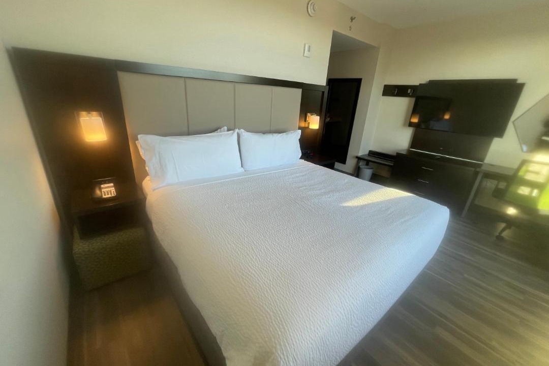 Photo of Bedroom in Hunters Point