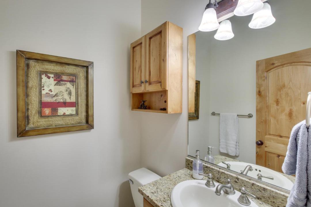 Photo of Bathroom in Wolf Creek