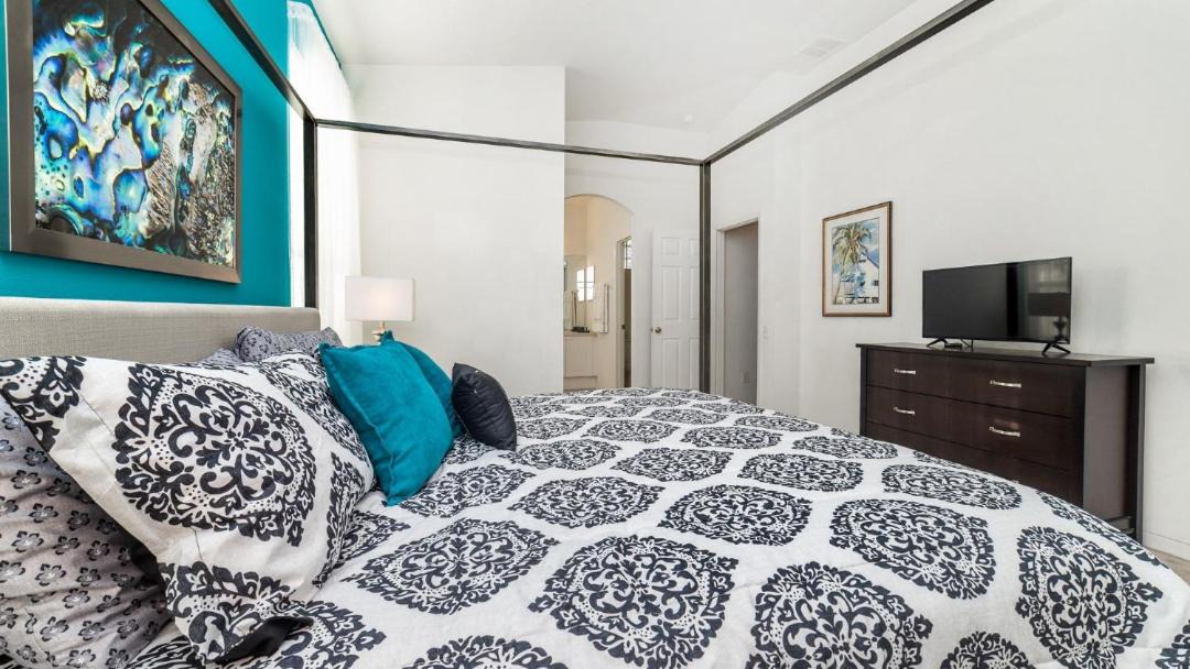 Photo of Bedroom in Windsor Palms
