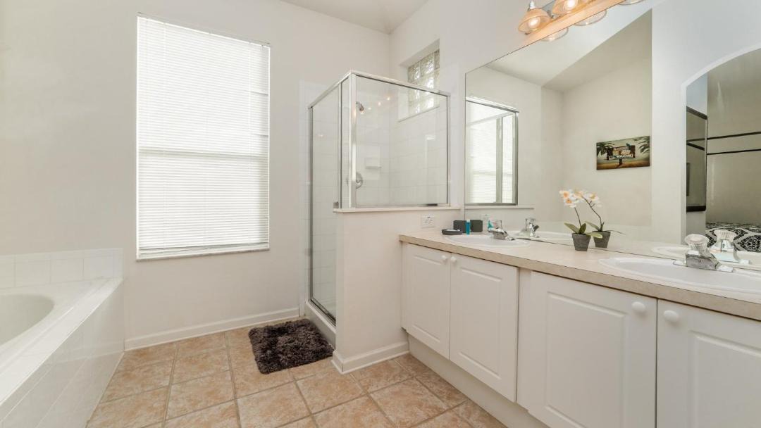 Photo of Bathroom in Windsor Palms
