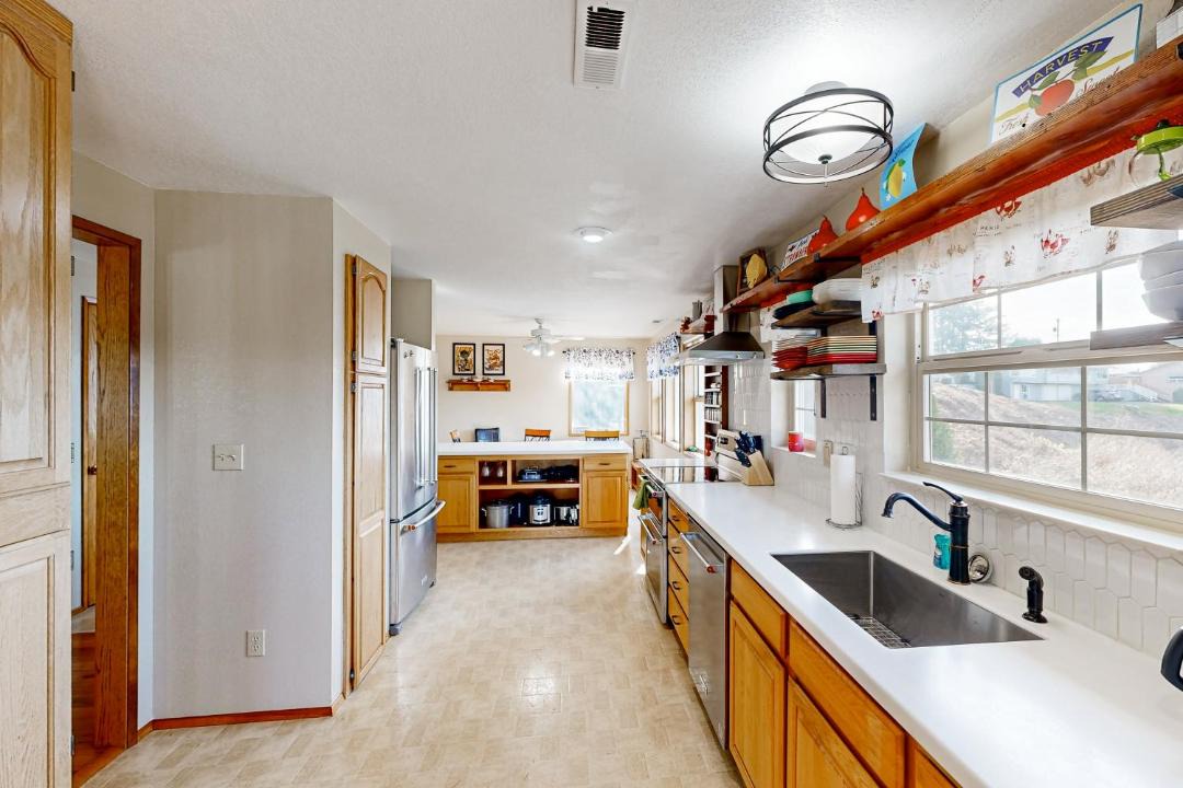 Photo of Kitchen in Reedsport