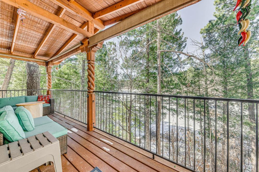 Photo of Patio Balcony in Bear Park