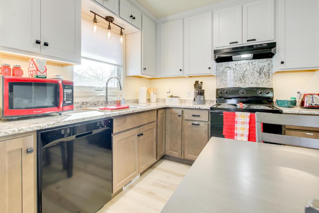 Photo of Kitchen in Manitowoc
