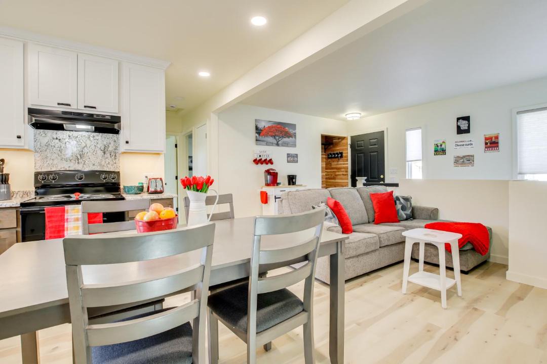 Photo of Kitchen in Manitowoc