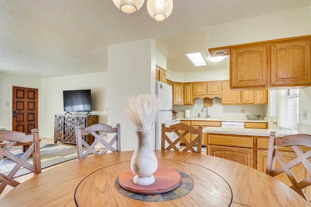 Photo of Kitchen in Sandia Ridge