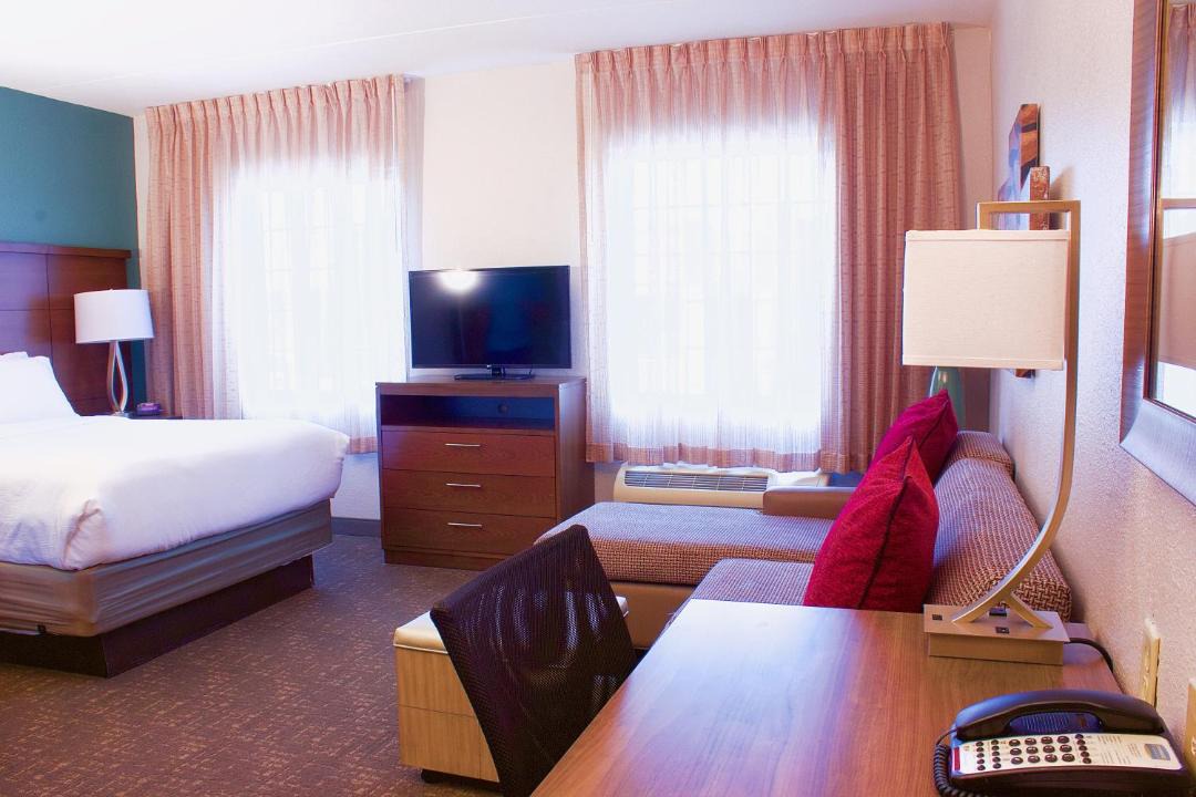 Photo of Bedroom in Graysville