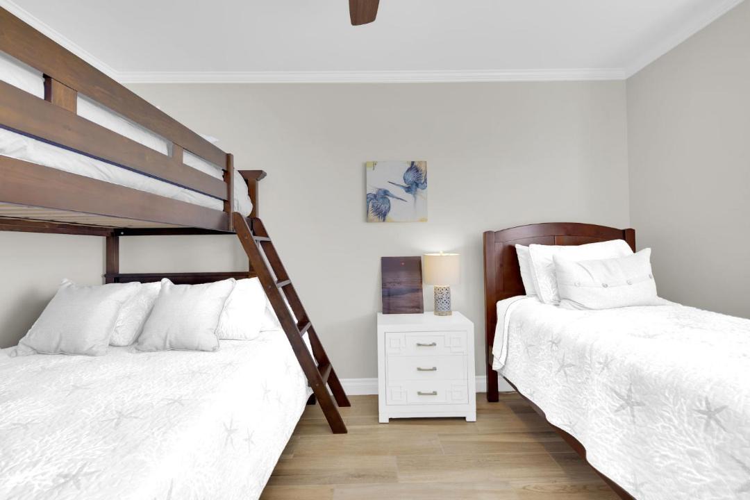 Photo of Bedroom in South Oceanside