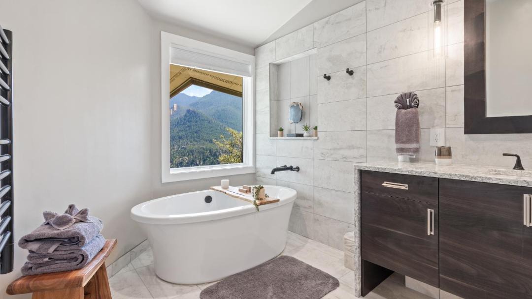 Photo of Bathroom in Windcliff Estates