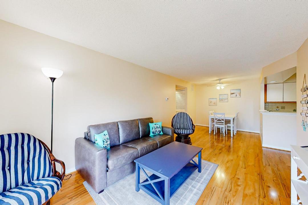 Photo of Livingroom in Heron Harbour Isle
