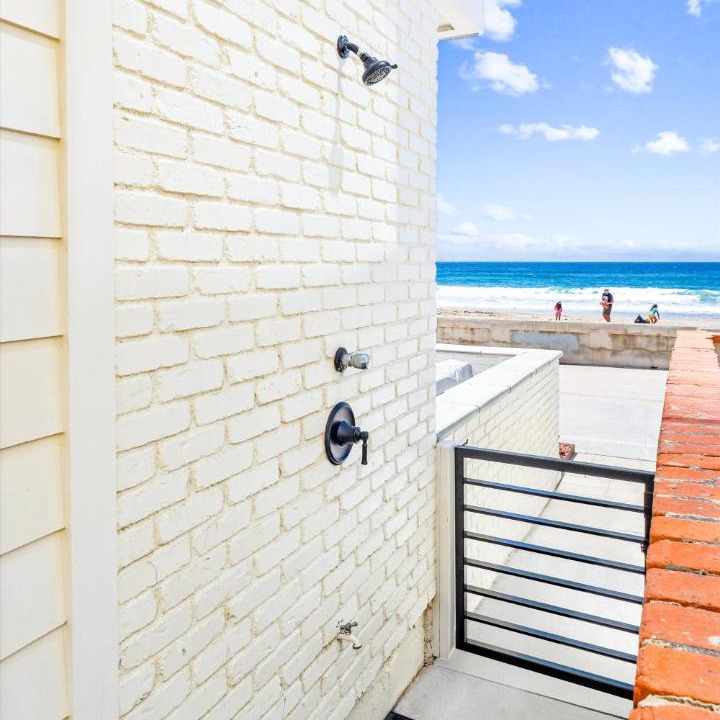 Photo of Patio Balcony in Mission Beach