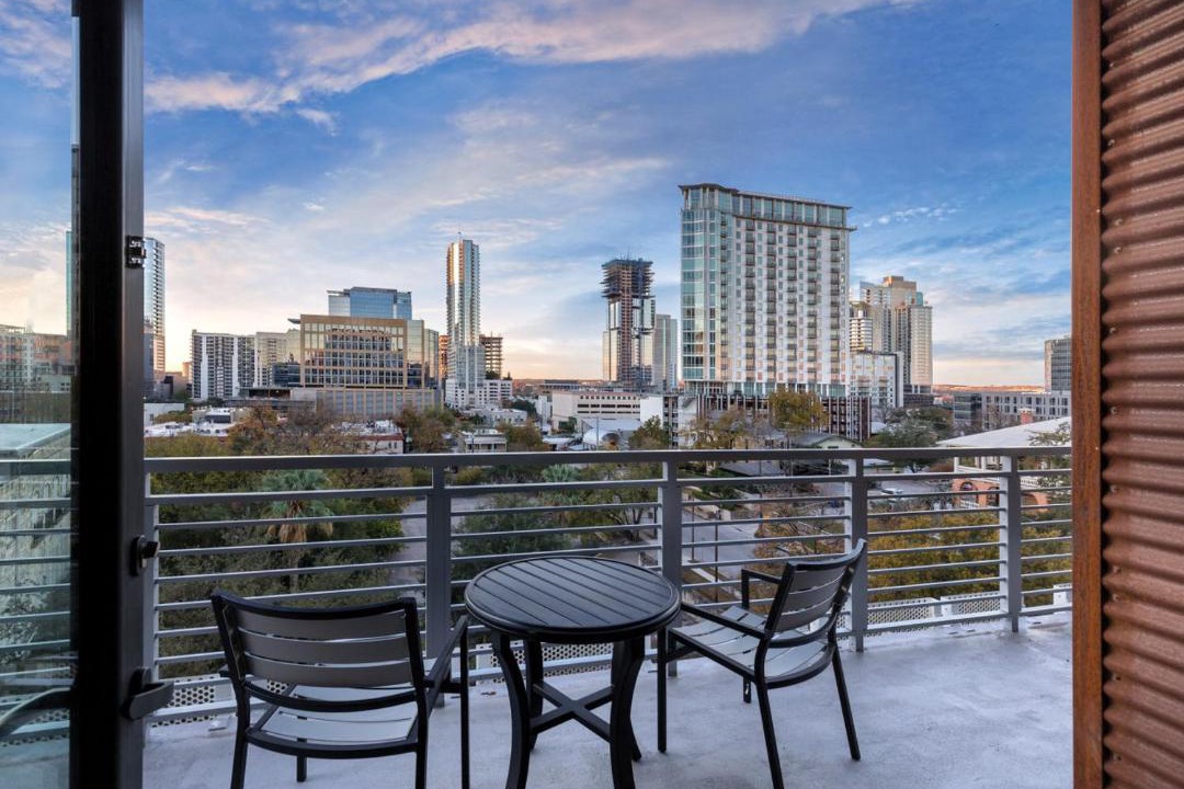 Photo of Patio Balcony in Civic District