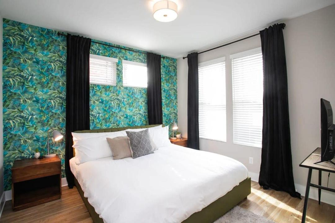 Photo of Bedroom in Hadley - Washington