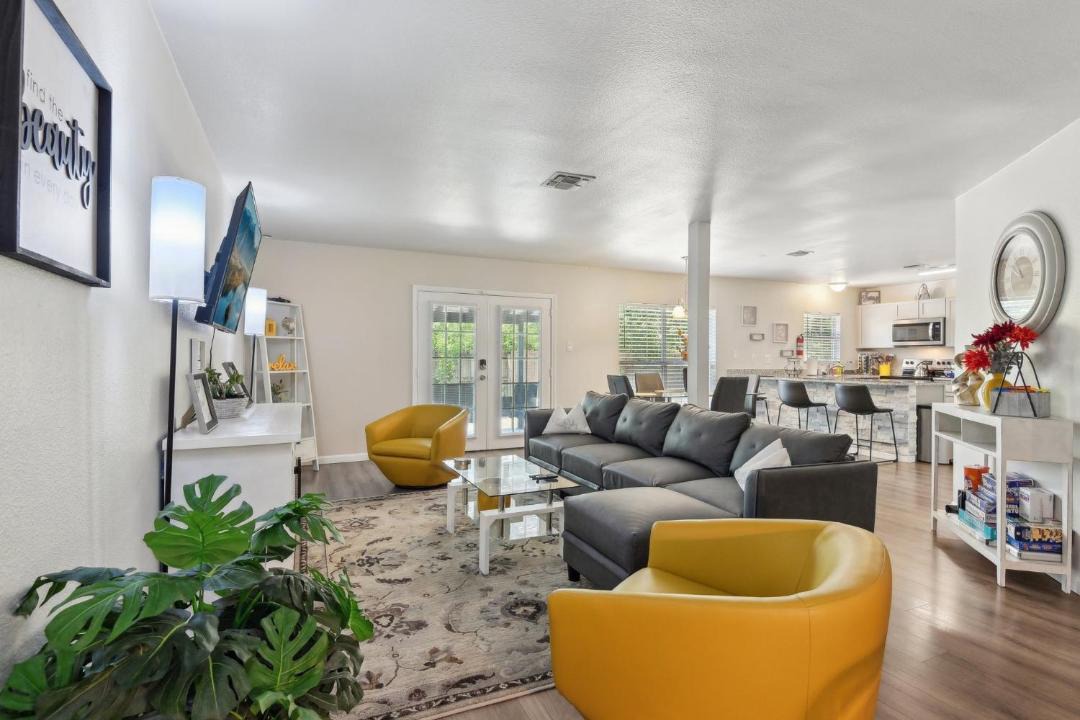 Photo of Livingroom in Oxbow