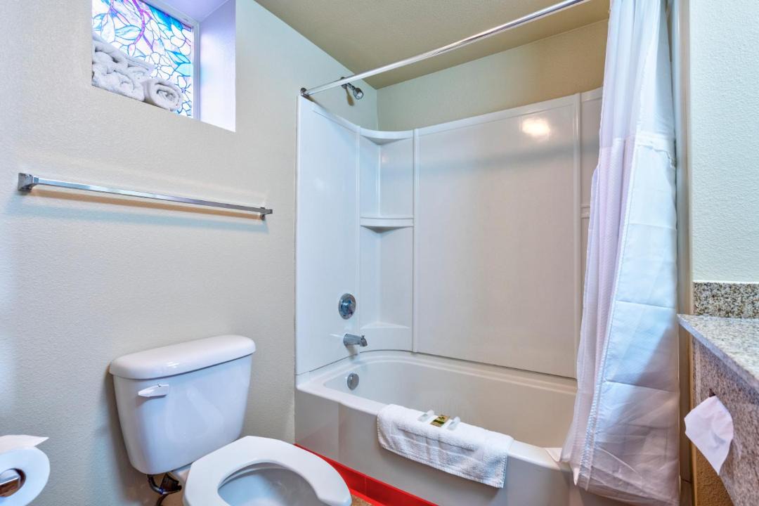Photo of Bathroom in South Westminster
