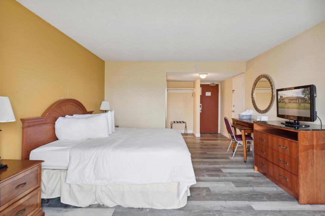 Photo of Bedroom in Toledo