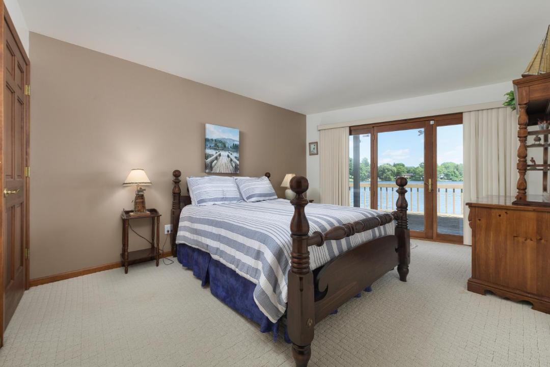 Photo of Bedroom in Paw Paw