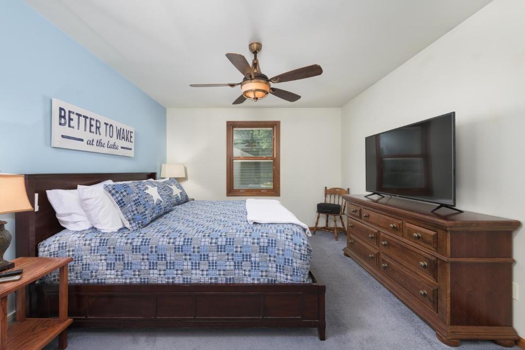 Photo of Bedroom in Paw Paw