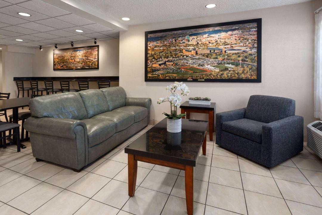 Photo of Livingroom in Thurston