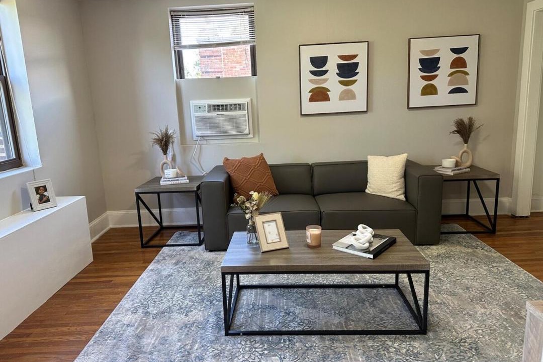 Photo of Livingroom in Germantown
