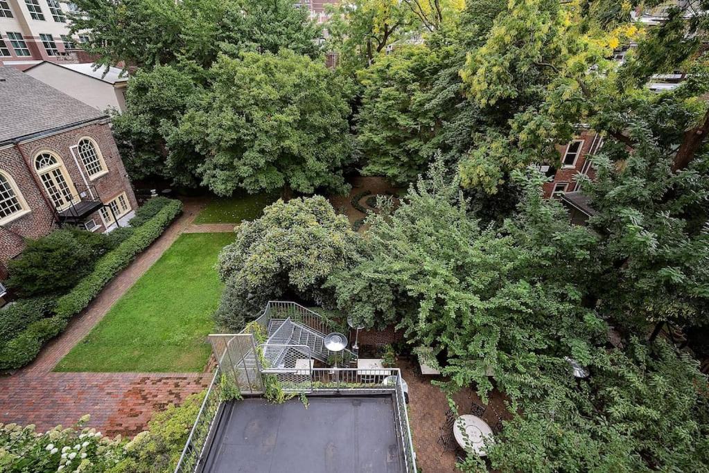 Photo of Others in Rittenhouse Row