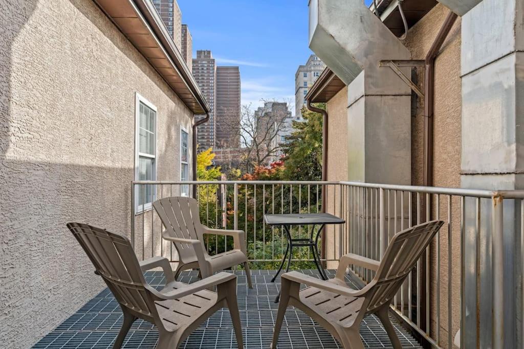Photo of Patio Balcony in Rittenhouse Row