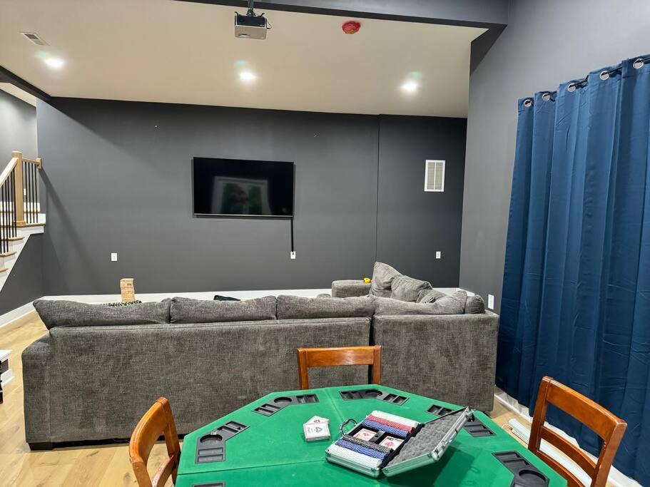 Photo of Livingroom in Mount Juliet
