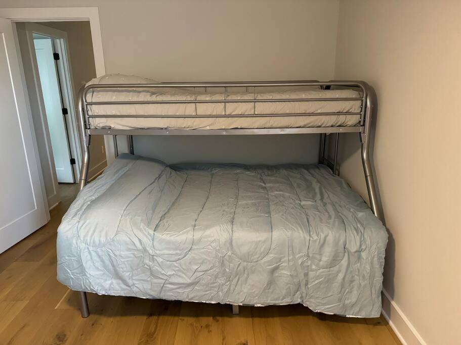 Photo of Bedroom in Mount Juliet