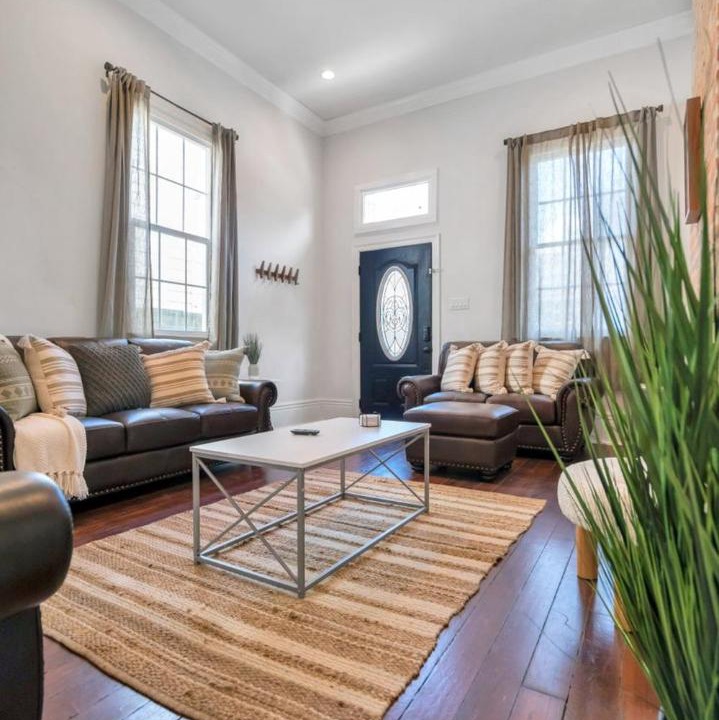 Photo of Livingroom in Esplanade Ridge