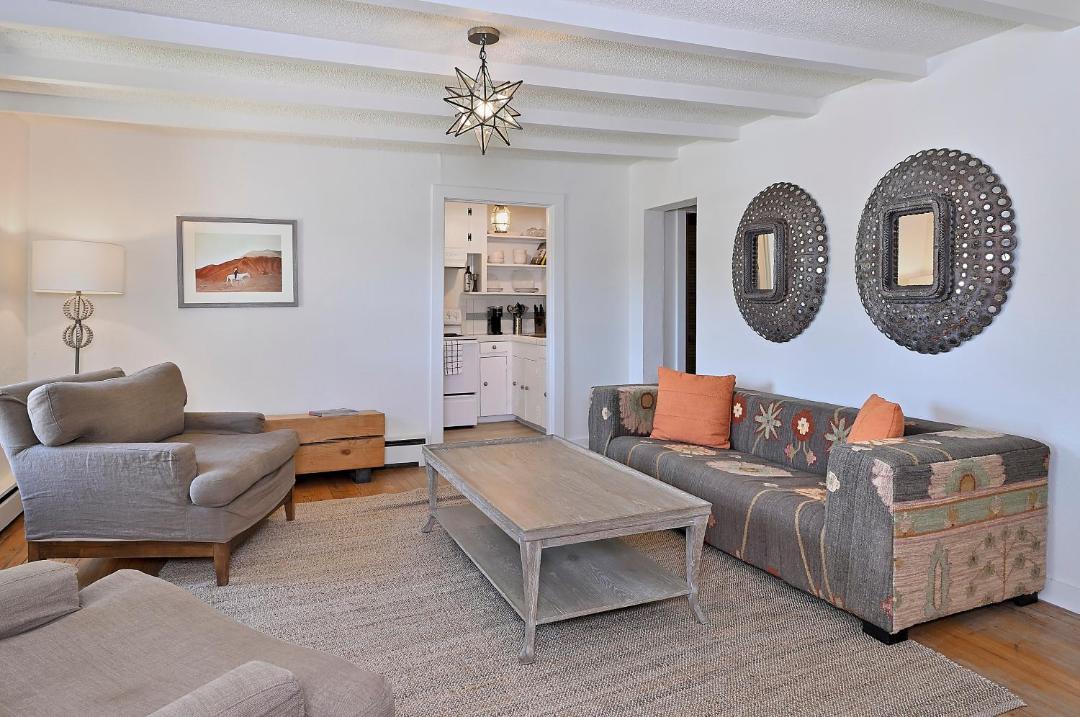 Photo of Livingroom in Tesuque