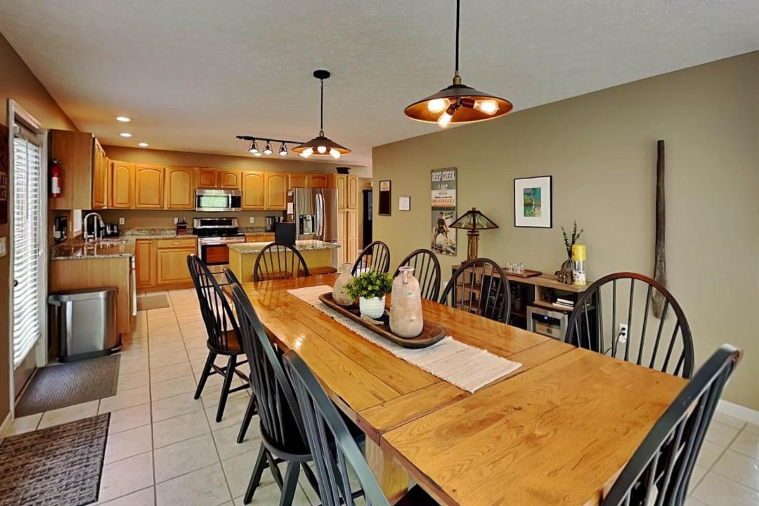 Photo of Kitchen in Mountainside