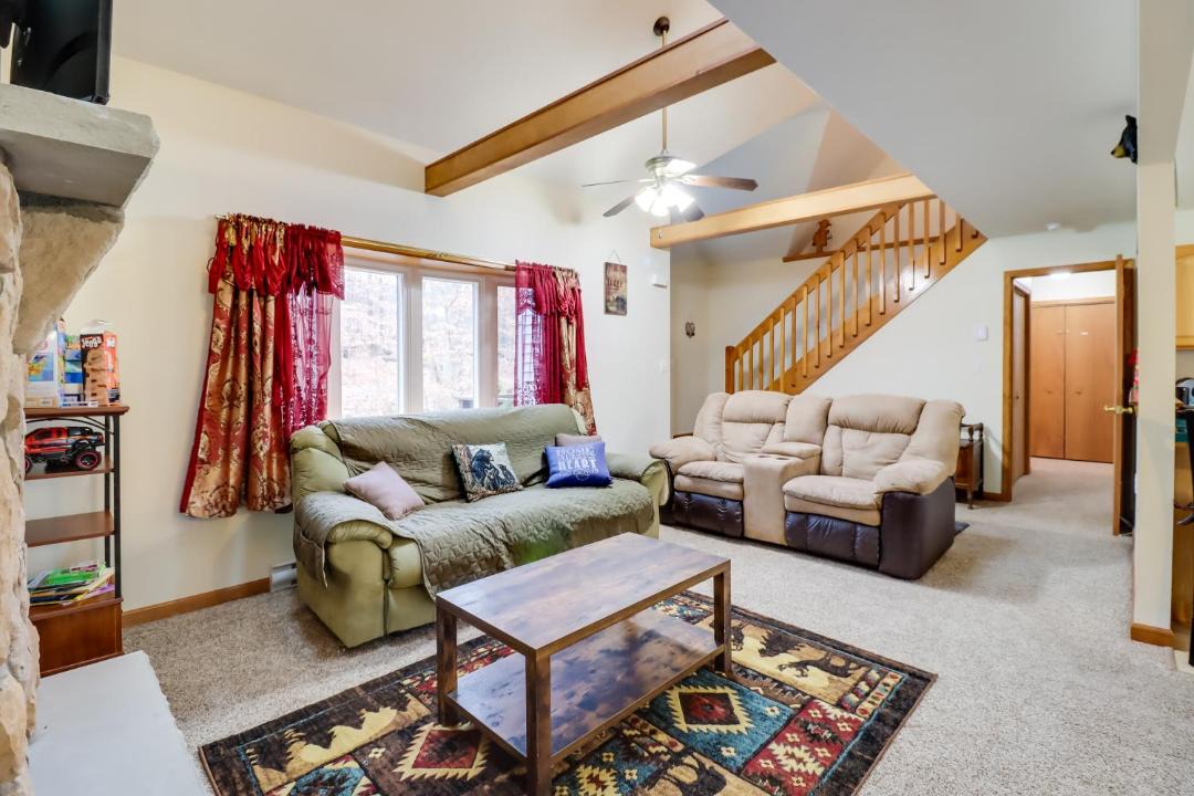 Photo of Livingroom in Locust Lake Village