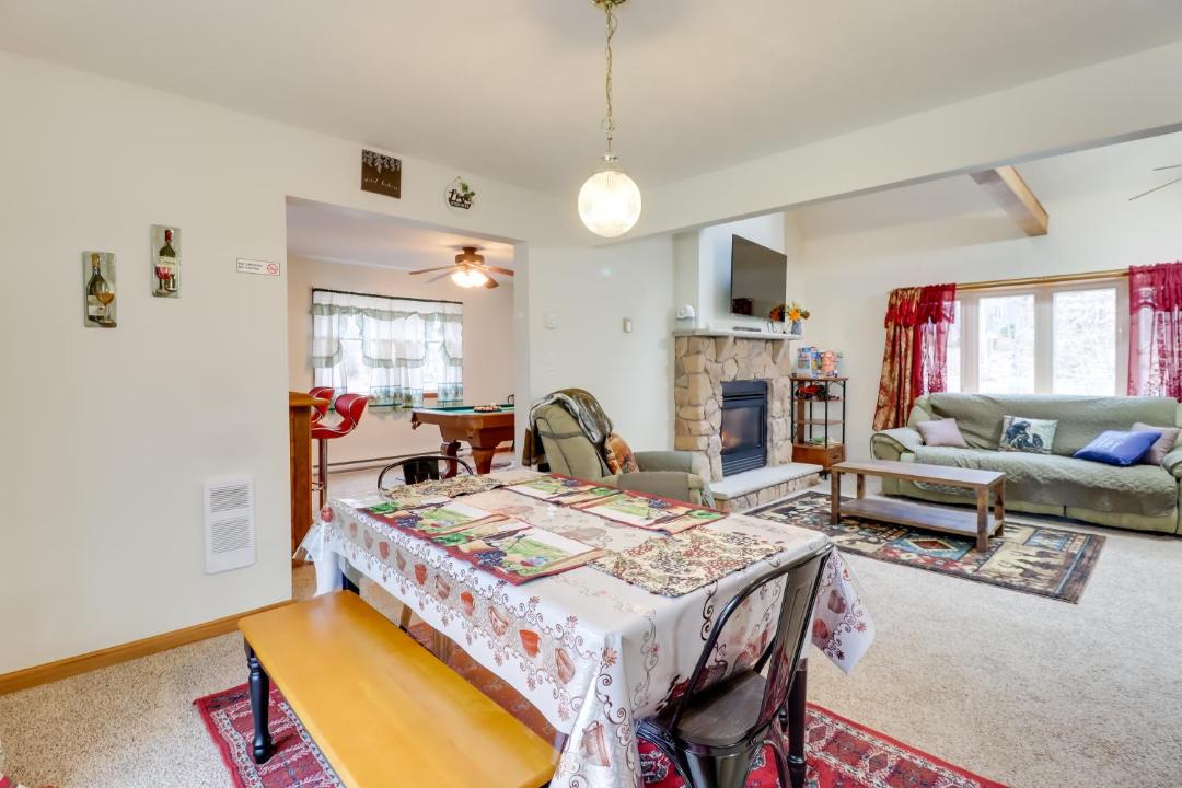 Photo of Livingroom in Locust Lake Village