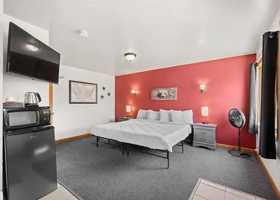 Photo of Bedroom in Idaho Springs