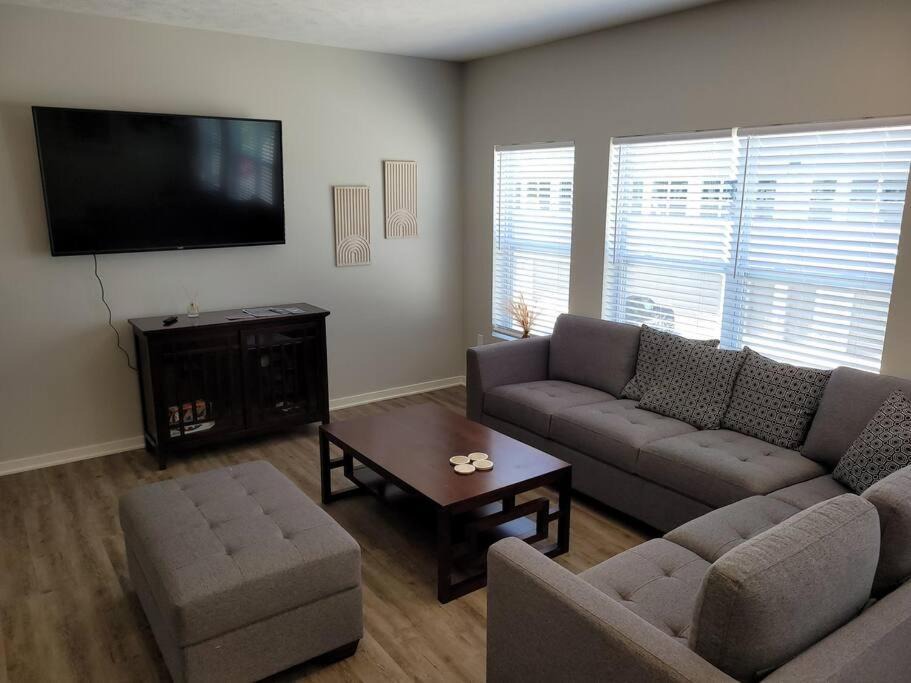 Photo of Livingroom in Elkhorn