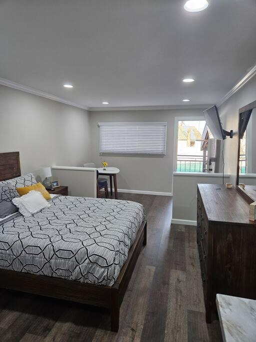 Photo of Bedroom in Cleveland