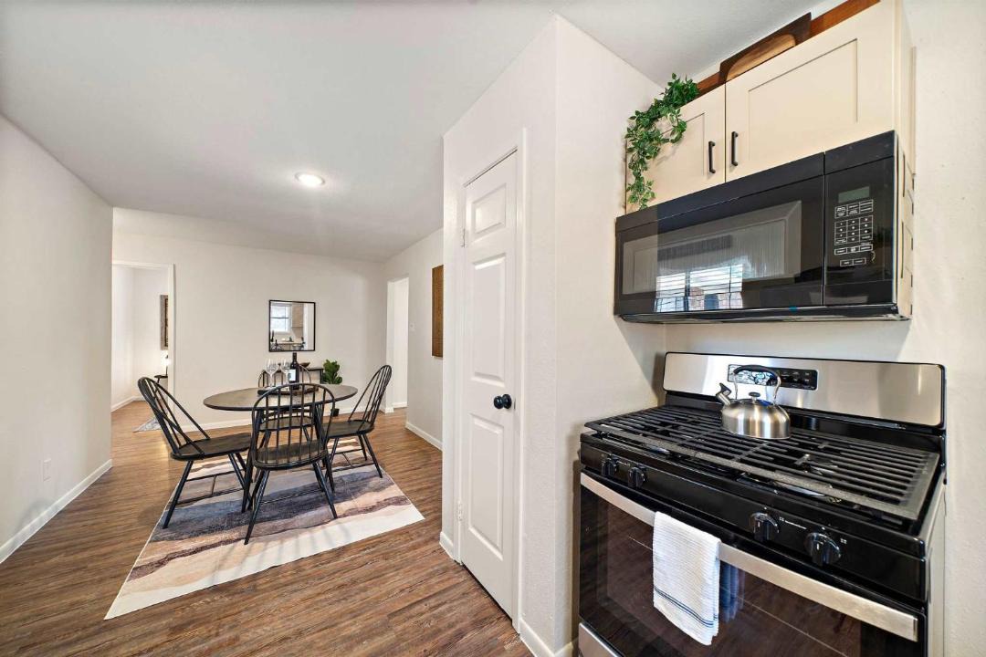 Photo of Kitchen in El Lago