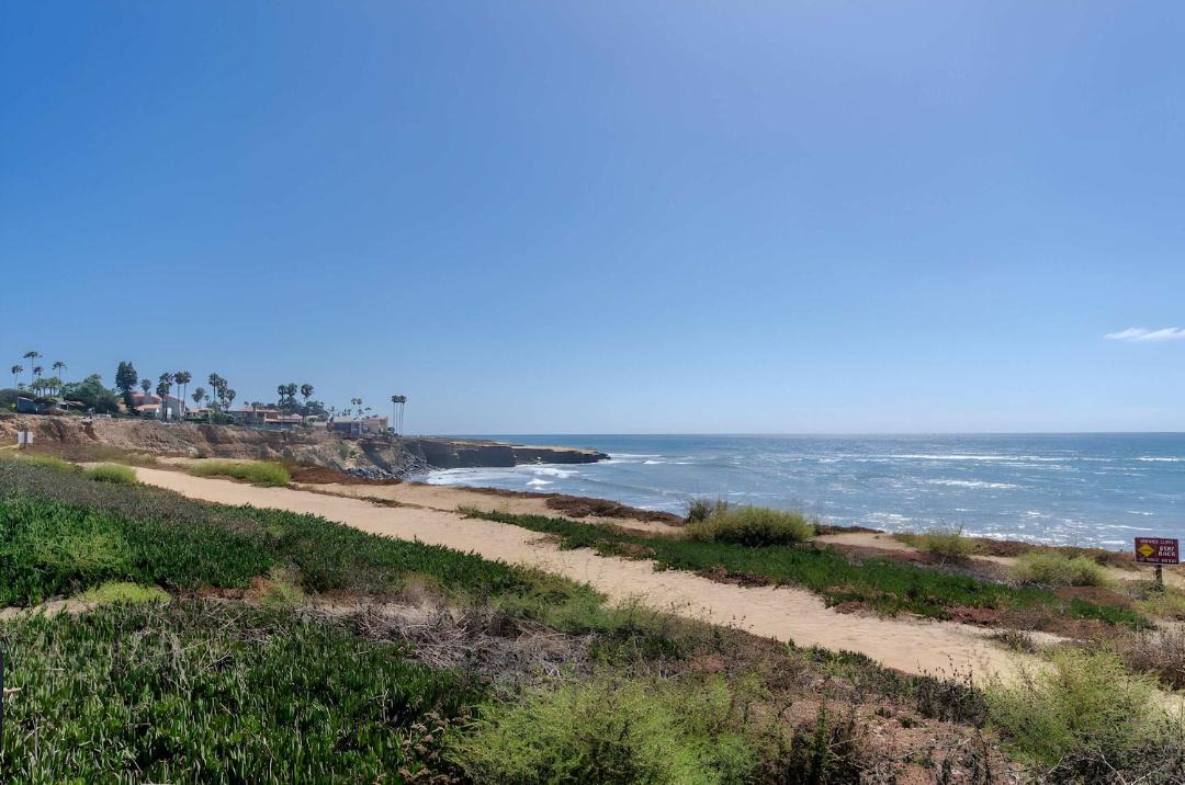 Photo of Others in Sunset Cliffs
