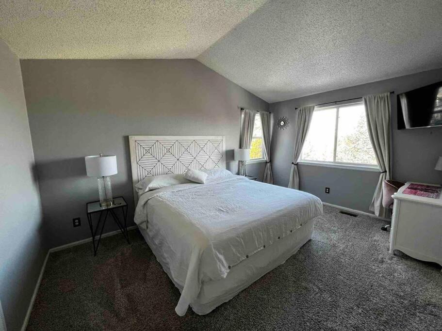Photo of Bedroom in Broomfield