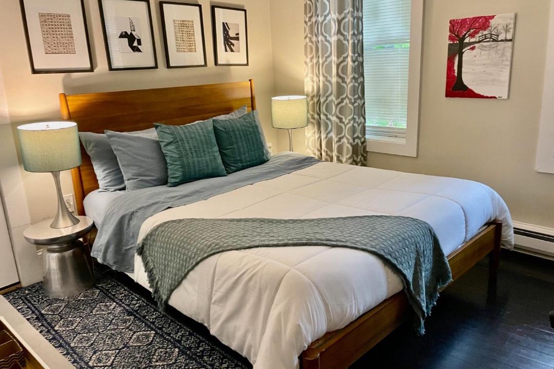 Photo of Bedroom in North End