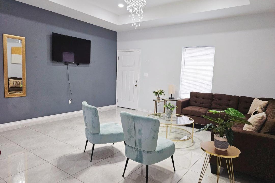 Photo of Livingroom in Weslaco