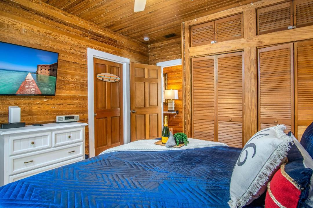 Photo of Bedroom in Downtown