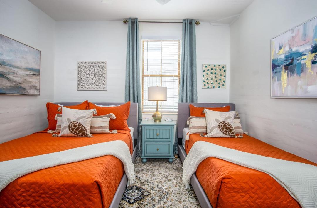Photo of Bedroom in Downtown