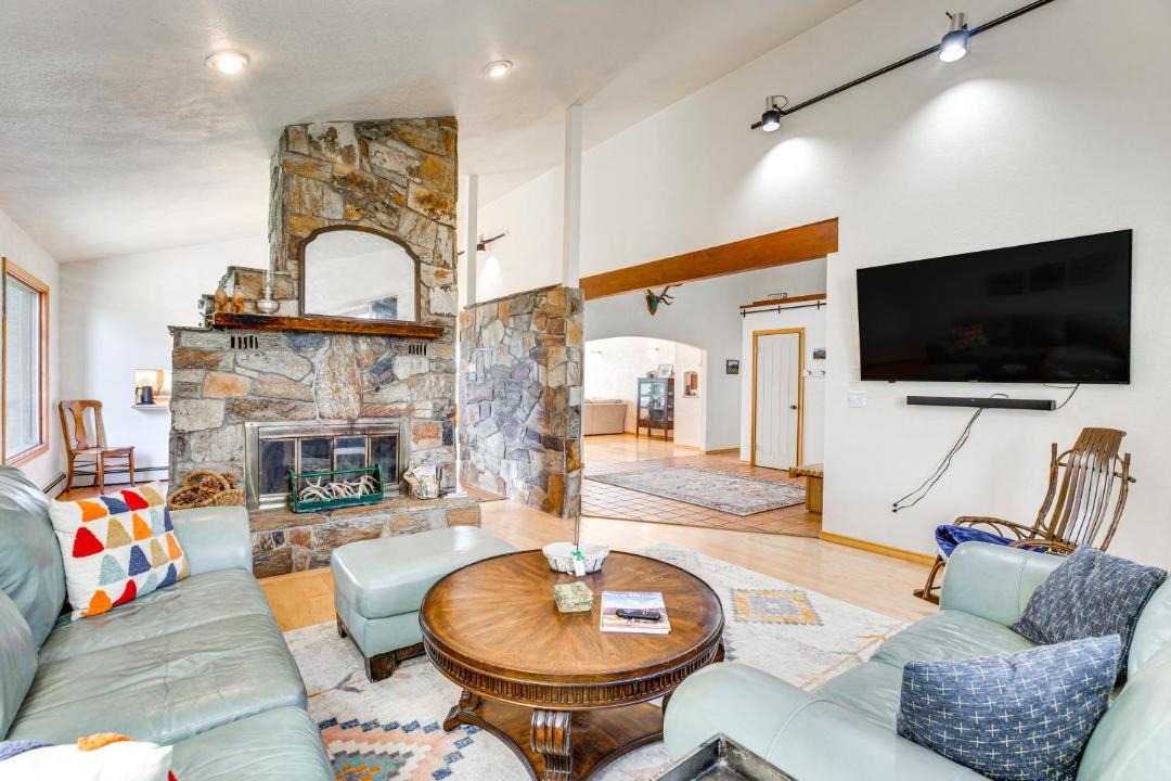 Photo of Livingroom in Palisade
