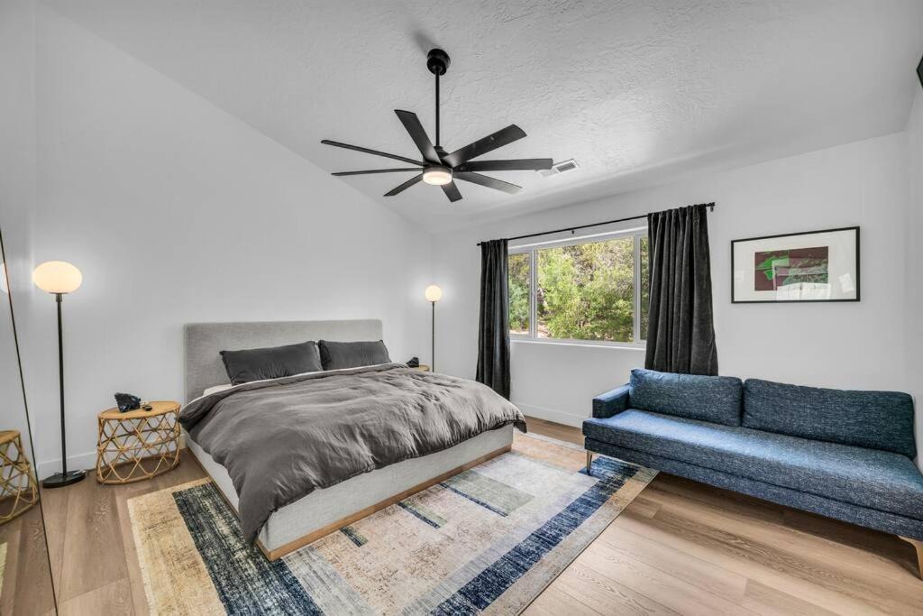Photo of Bedroom in Glendale