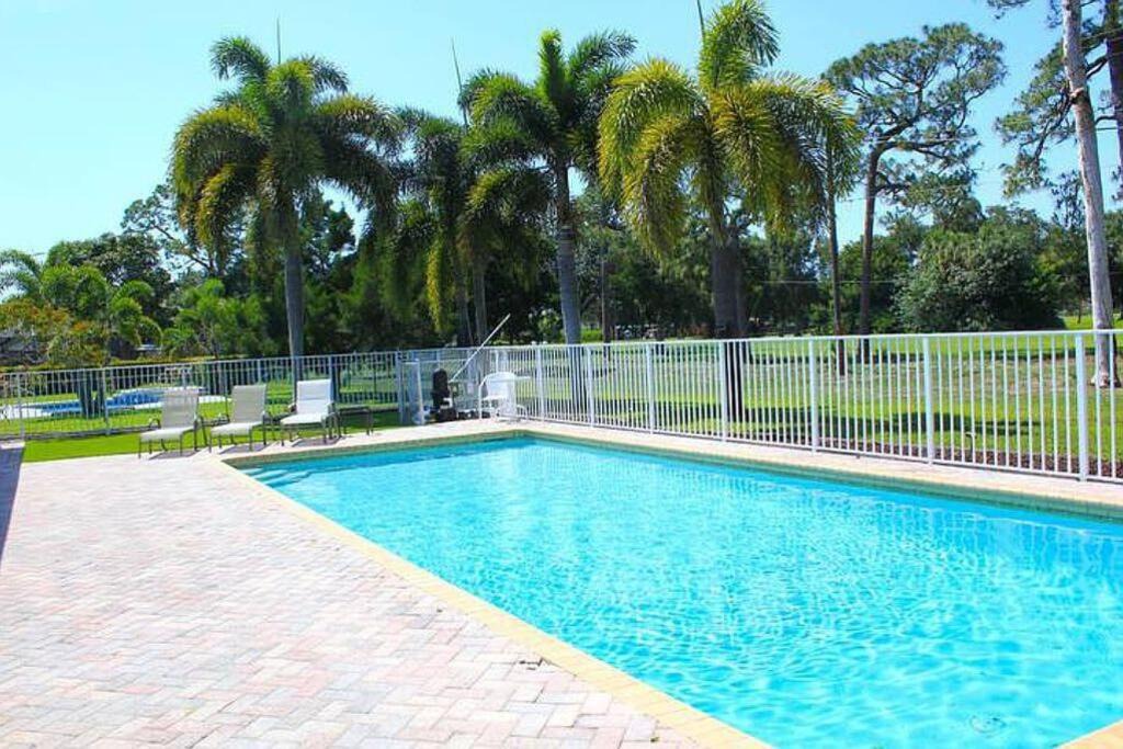 Photo of Others in Lake Worth