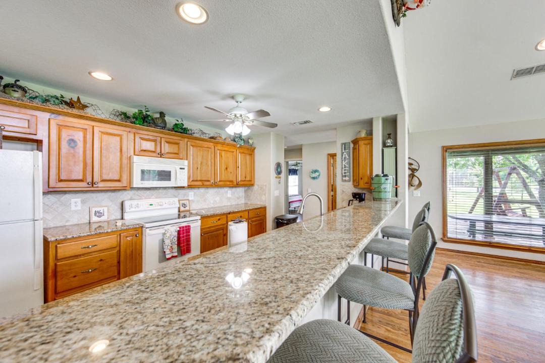 Photo of Kitchen in Log Cabin