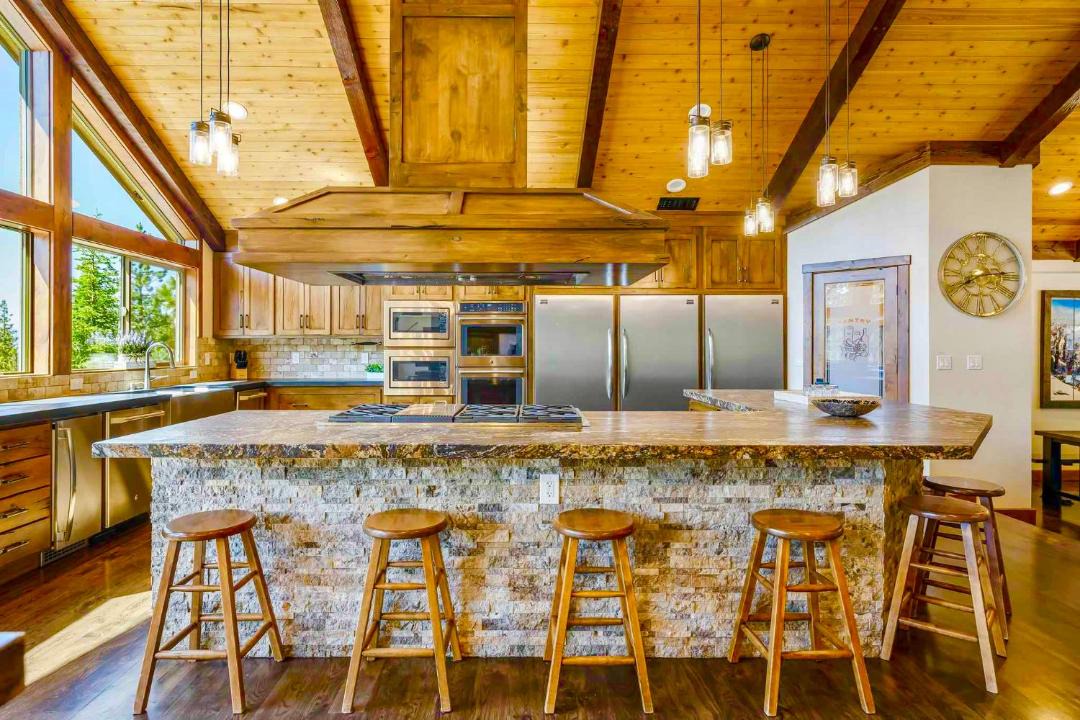 Photo of Kitchen in Round Hill Village