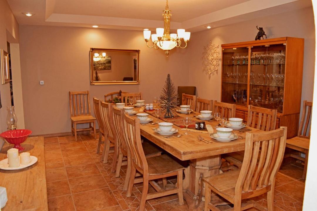 Photo of Kitchen in Red River