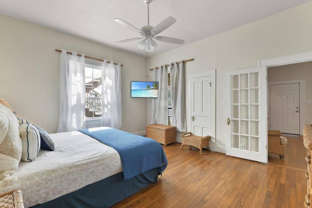 Photo of Bedroom in San Jacinto